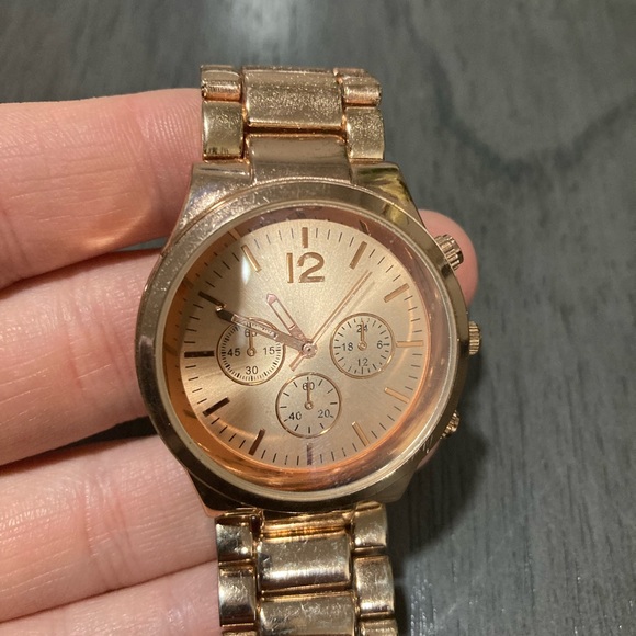 Woman’s watch - Picture 3 of 3